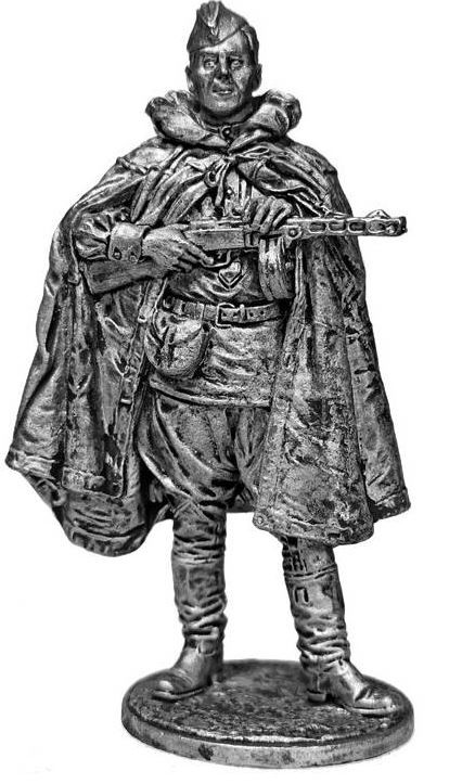 Солдатик Красноармеец-автоматчик в плащ-палатке. СССР, 1943-1945 гг. 