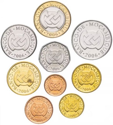 Мозамбик Набор из 9 монет 2006 г. UNC